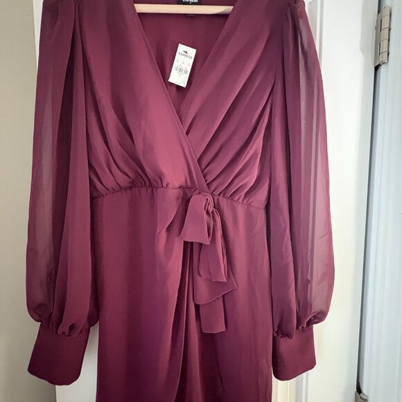 Express Wine Long Sleeved Dress Sz Small - Picture 1 of 2